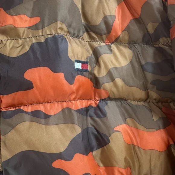 Tommy Hilfiger Mens XXL Orange Camo Hooded Puffer Parka Insulated Never worn - Picture 5 of 11